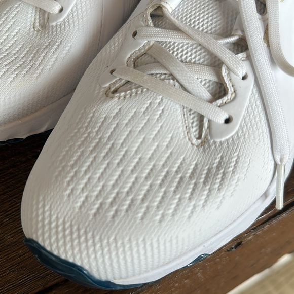 Nike Men's React Infinity Pro Golf Shoes White Barely Volt CT6620-100 Size 8 - Picture 4 of 10